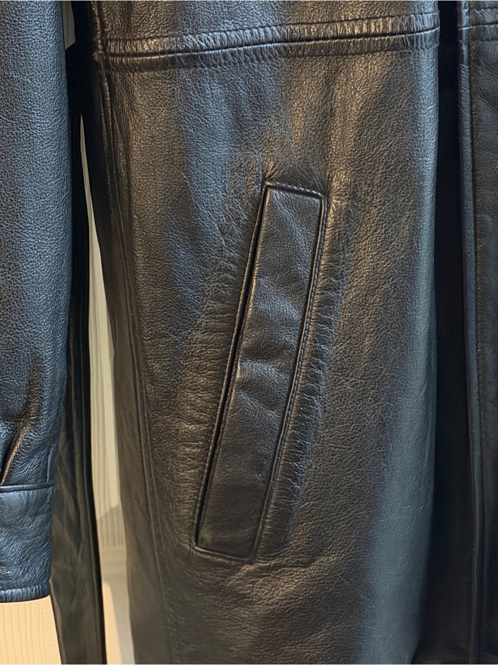 Vintage Wilson Black Leather Insulate Trench Jacket with Belt - Picture 3 of 13